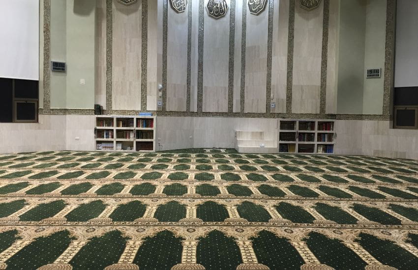 The Role of Mosque Carpets in Creating a Sacred and Tranquil Space